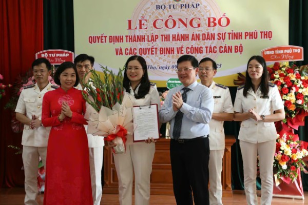 Thứ trưởng Mai Lương Khôi dự công bố quyết định tổ chức, nhân sự Thi hành án dân sự tỉnh Phú Thọ